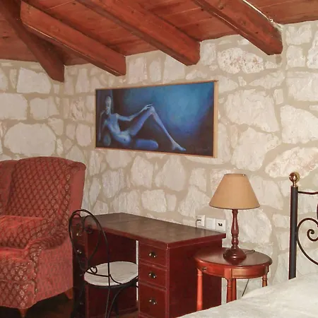 Nefeli Aresti * Agios Leon