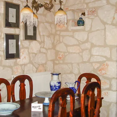Villa Nefeli Aresti *